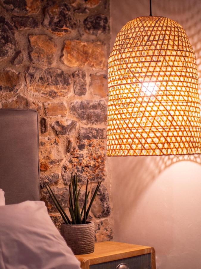 Pezoulia Lejlighedshotel Selakano Eksteriør billede