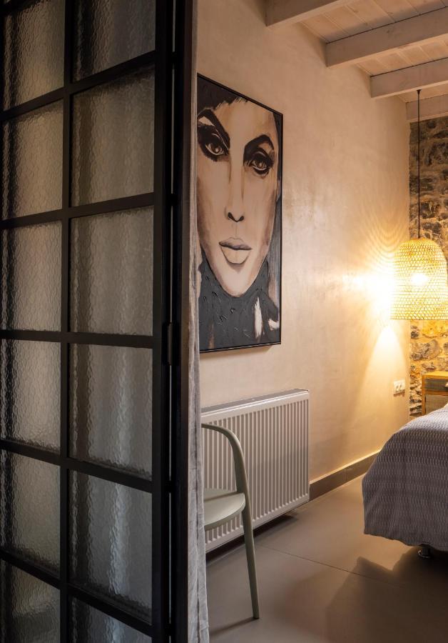 Pezoulia Lejlighedshotel Selakano Eksteriør billede